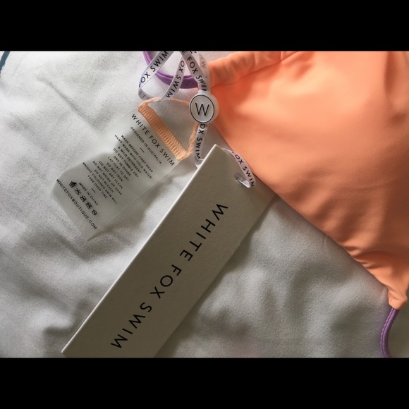 Set of 2- BRAND NEW triangle bikini tops - Picture 9 of 9